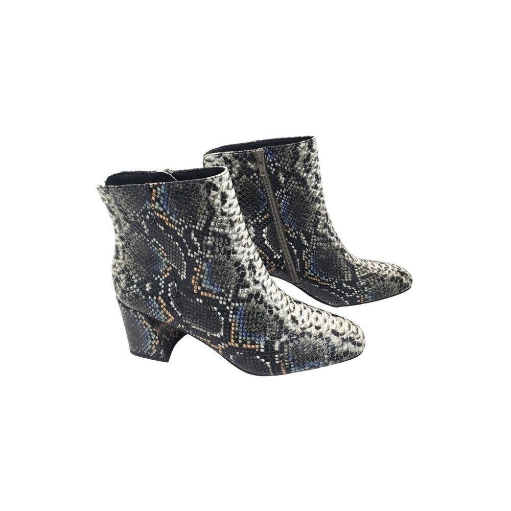 Chinese Laundry Women's Daria Booties Size 9.0 Mars Snake